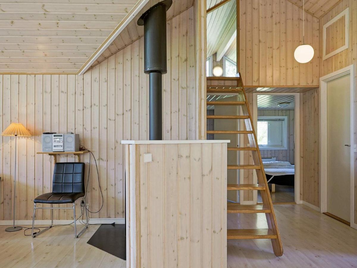 12 Person Holiday Home In Aakirkeby Vester Somarken Zewnętrze zdjęcie