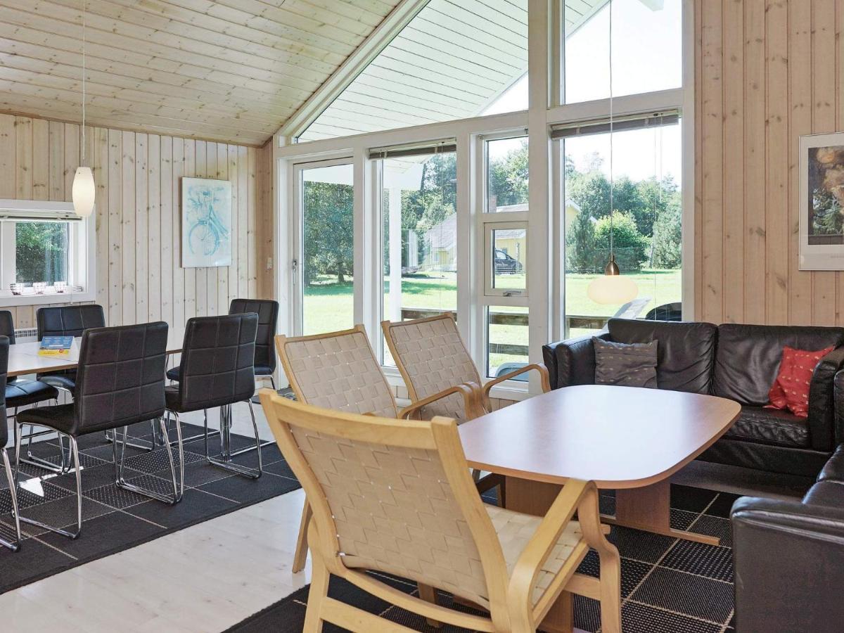 12 Person Holiday Home In Aakirkeby Vester Somarken Zewnętrze zdjęcie